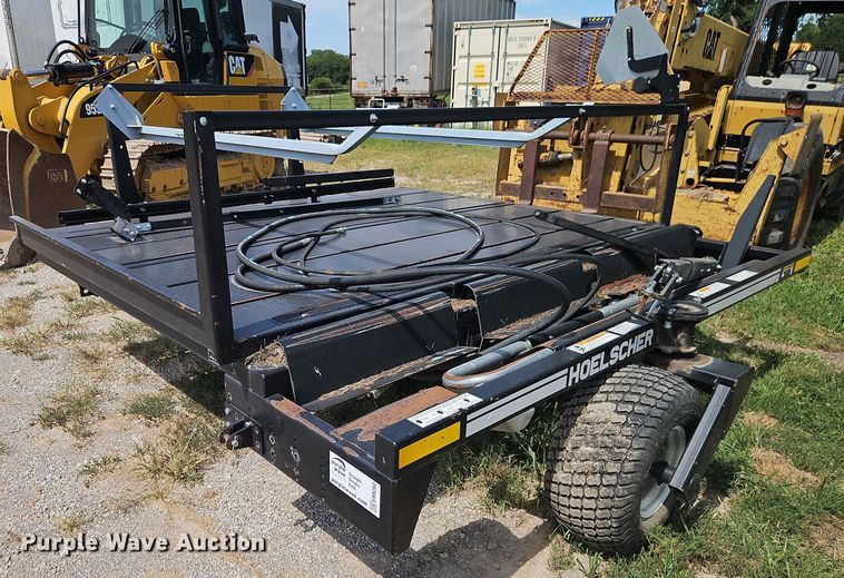 Hoelscher 1000 bale accumulator - EB8260