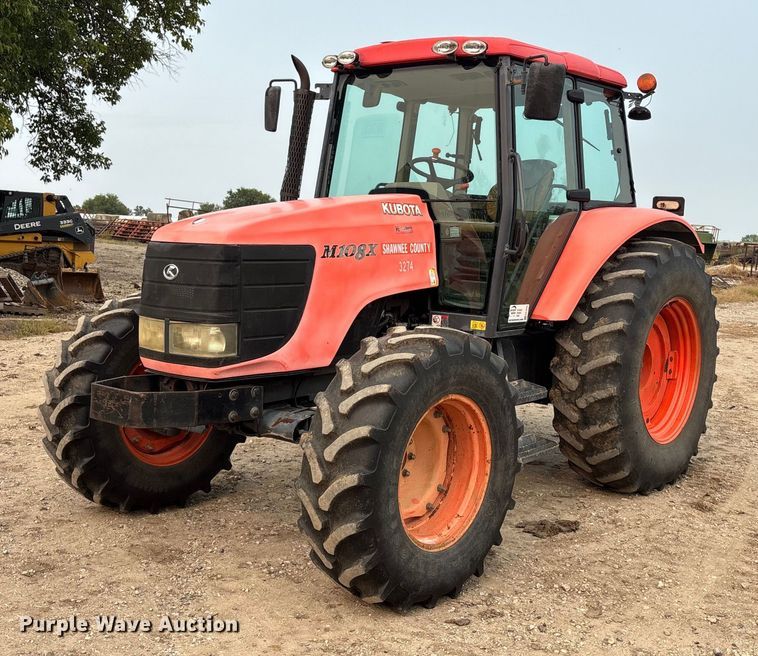2007 Kubota M108X MFWD tractor - EE4002