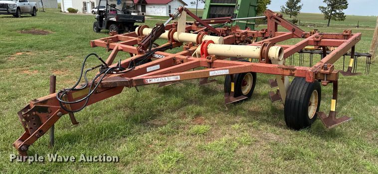 Krause 3514 field cultivator - EP0528
