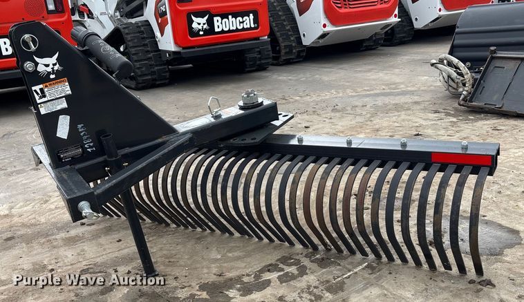 Bobcat 72" W landscape rake - ET4508