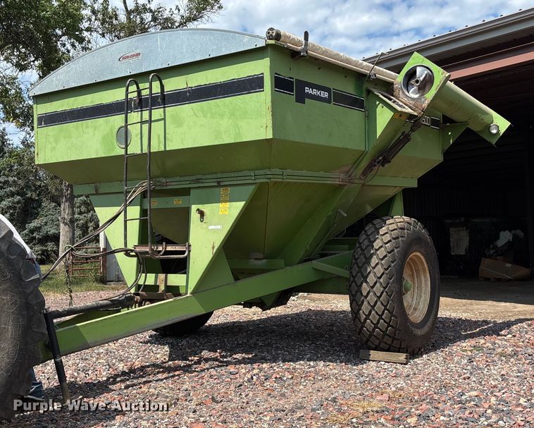 Parker 4500 grain cart - ET4549