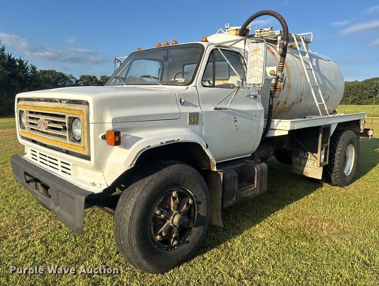 1978 Chevrolet C65 vacuum truck - DO2224