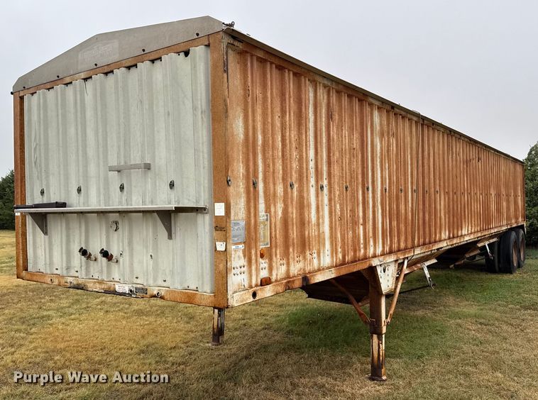 1981 Wilson GH-600 grain trailer - DZ8949