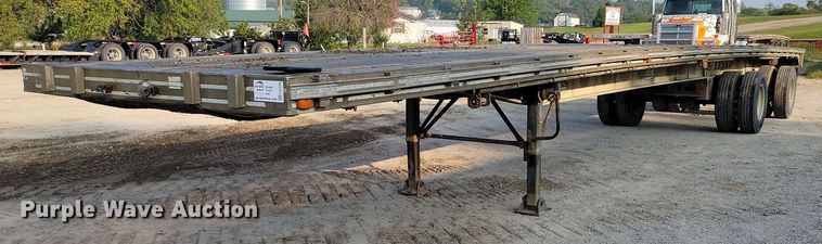 1994 East Manufacturing flatbed trailer - EA2528