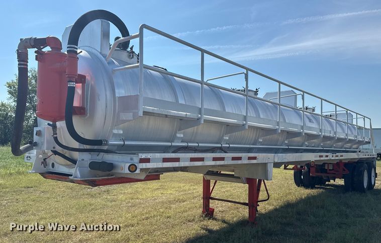 2012 Dragon Products vacuum trailer - EG6132