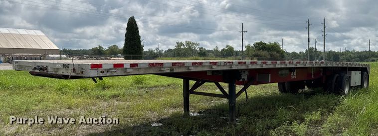 2016 Wilson CF-1080 flatbed trailer - EU2181