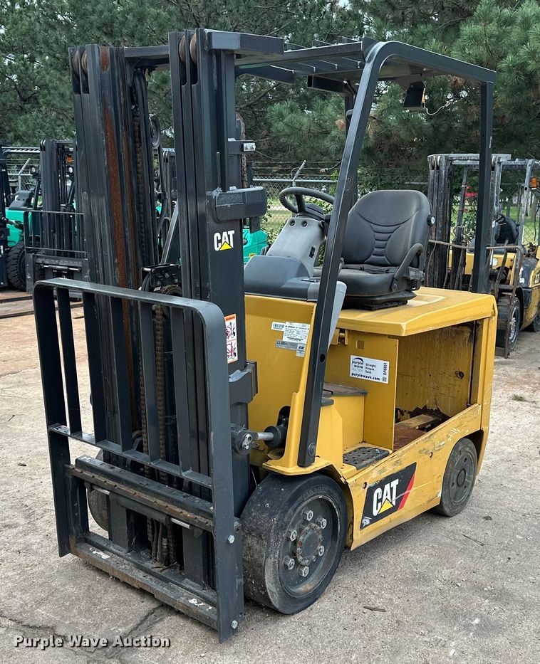 2013 Caterpillar EC25N2 forklift - DP8851