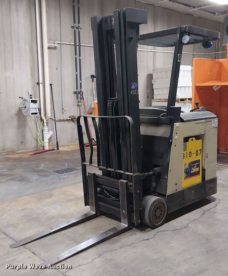 crown RC302C-35 forklift - DT6299