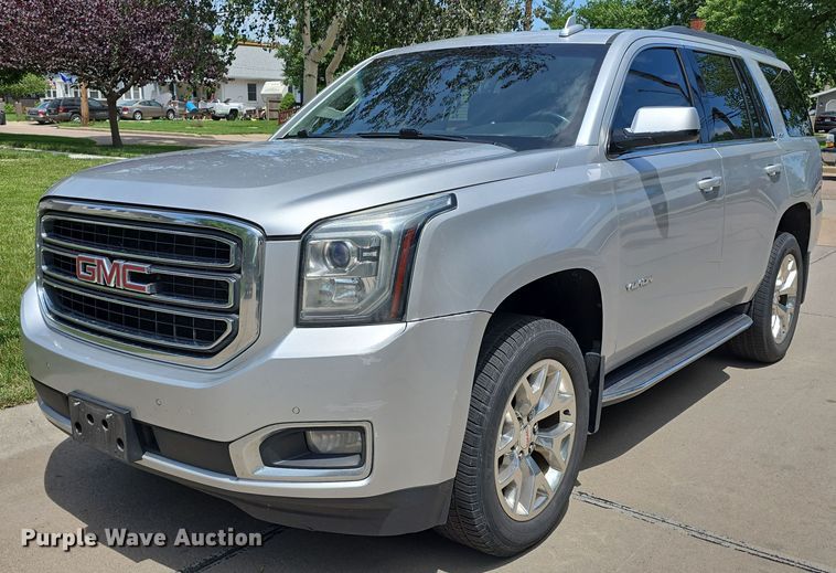 2015 GMC Yukon SLE SUV - DT6927