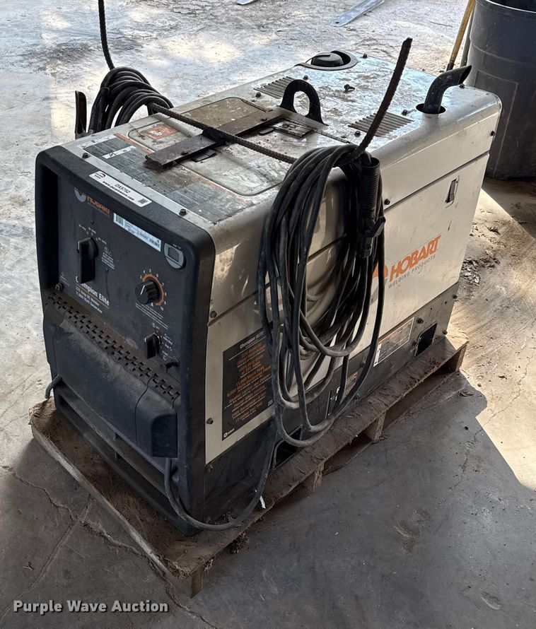 2020 Hobart Champion Elite 225 welder/generator - DX5752