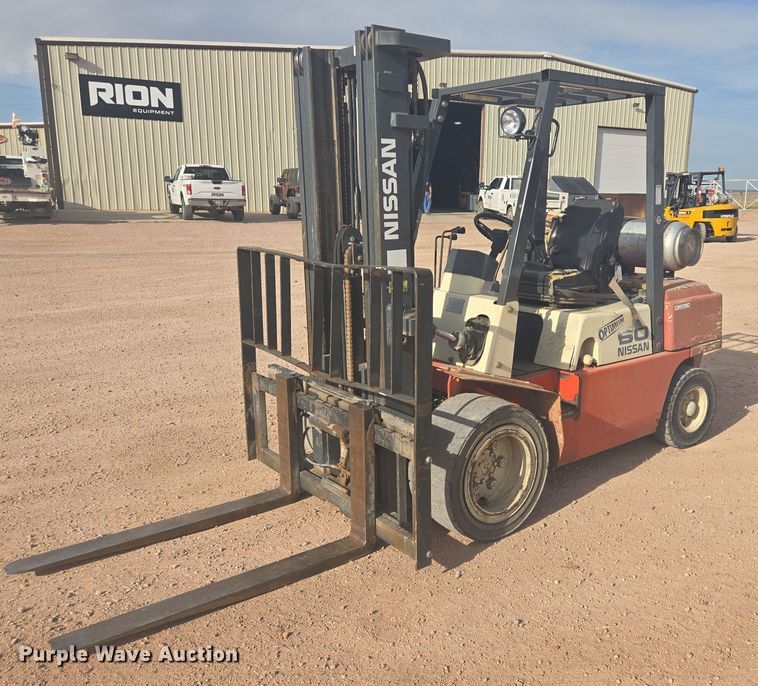 Nissan 60 forklift - DY1191