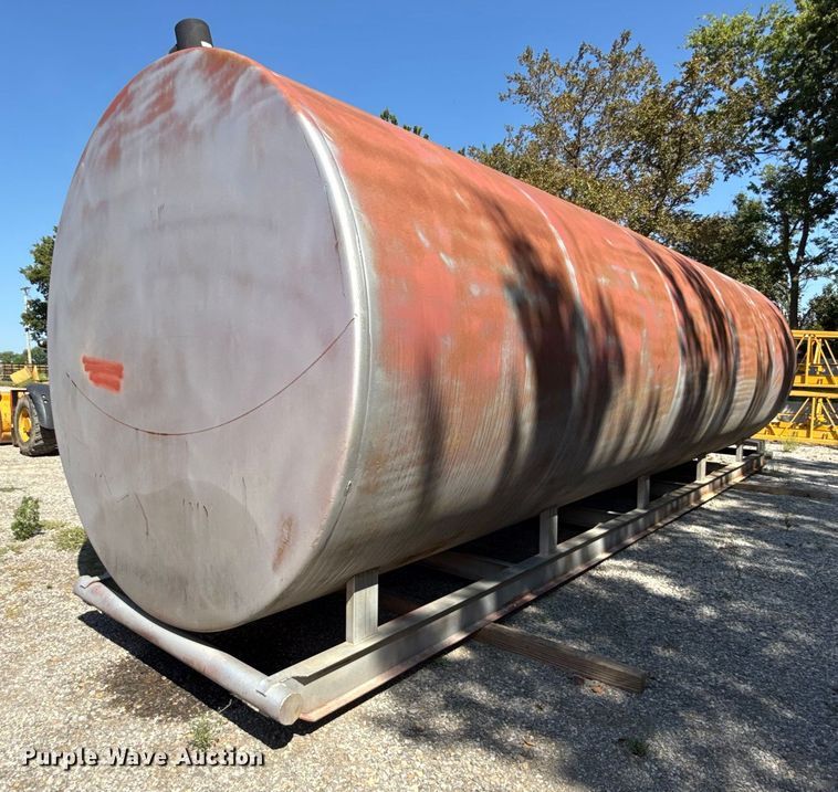 Fuel tank - DZ4261