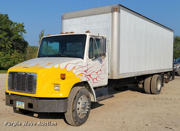 2000 Freightliner  FL70 box truck - DZ6489
