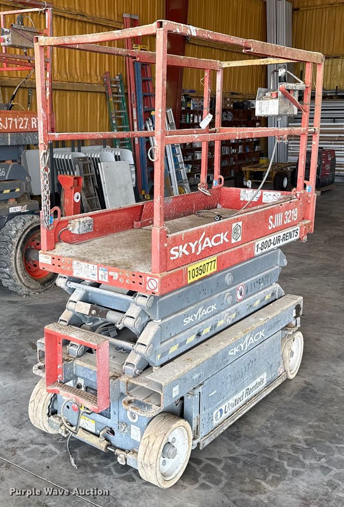 2015 Skyjack SJIII 3219 scissor lift - DZ8963