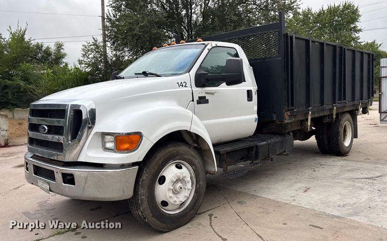 2004 Ford F650 Super Duty dump flatbed truck - EE3953