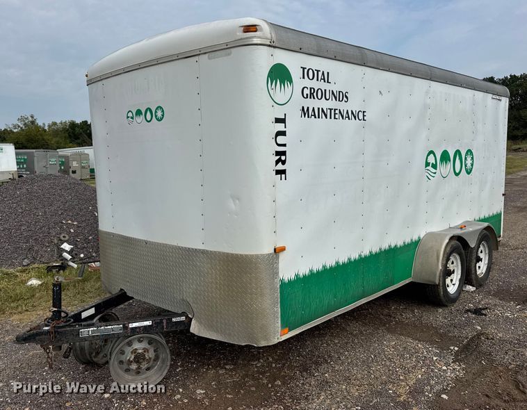 2010 Doolittle enclosed cargo trailer - EH7473