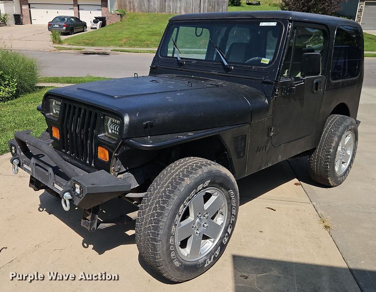 1994 Jeep Wrangler S SUV - EO4608