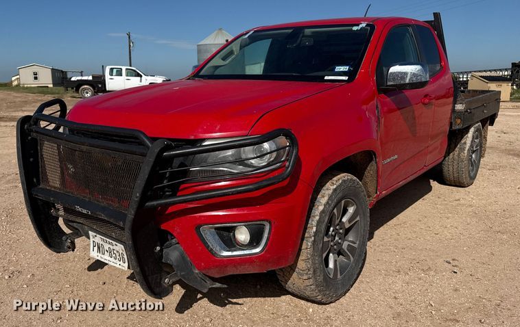2015 Chevrolet Colorado Ext. Cab flatbed pickup truck - EP0571