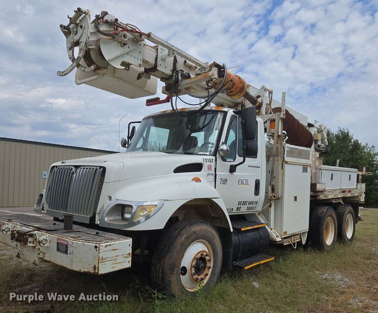 2003 International 7400 digger derrick truck - EU3699
