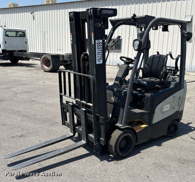 Crown CG020SC-9 forklift - YA0743