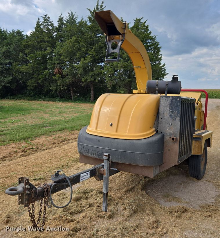 2011 Vermeer BC1500 wood chipper - DE2199