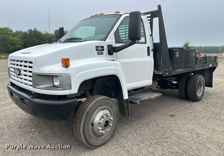 2007 Chevrolet C4500 flatbed truck - DT6348