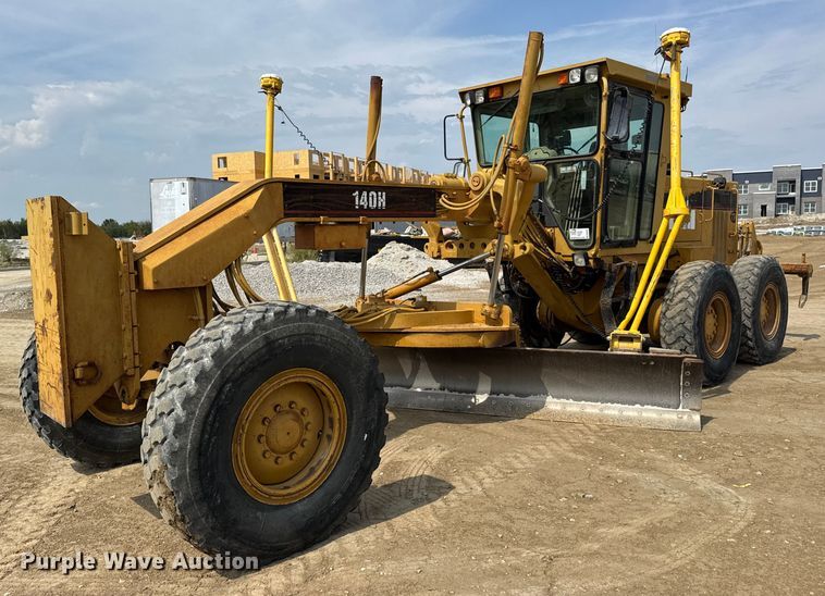 1997 Caterpillar 140H motor grader - DW6597