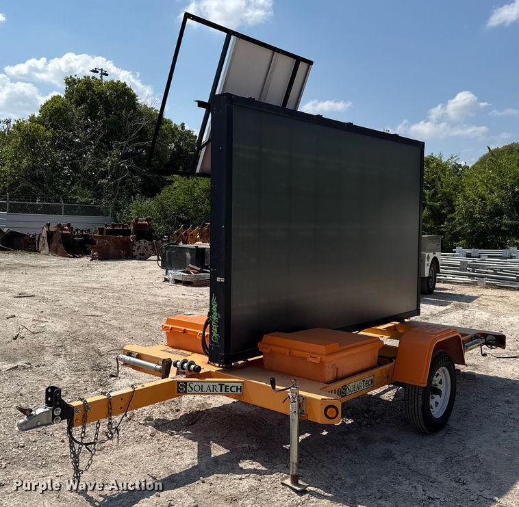 2019 Solar Technology Silent Messenger message board trailer - DX5794