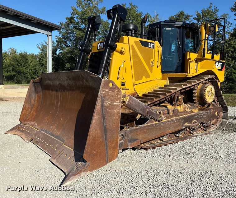 2020 Caterpillar D8T dozer - DY0956