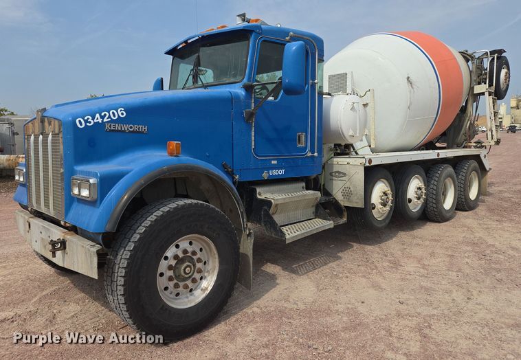 1999 Kenworth W900 ready mix truck - DY1131