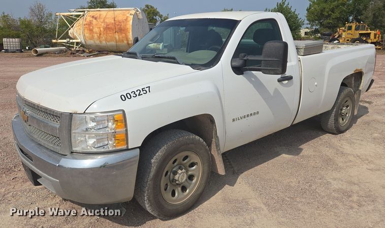 2012 Chevrolet Silverado 1500 pickup truck - DY1134
