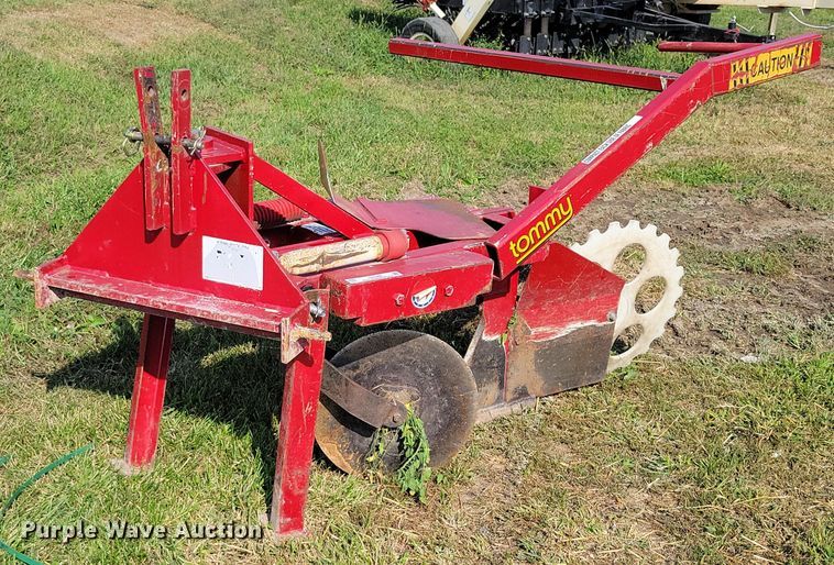 Tommy silt fence plow - DZ6560