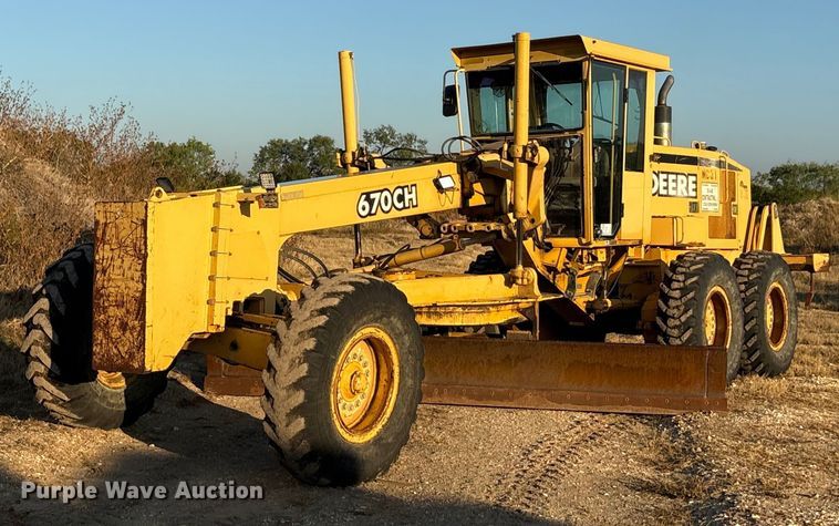 2000 John Deere 670CH motor grader - ED5858