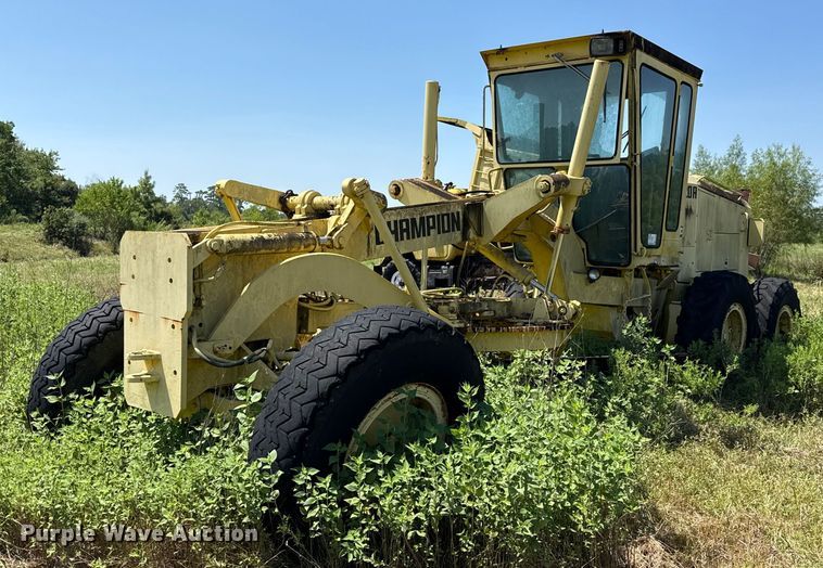 1991 Champion 720A motor grader - ED5895