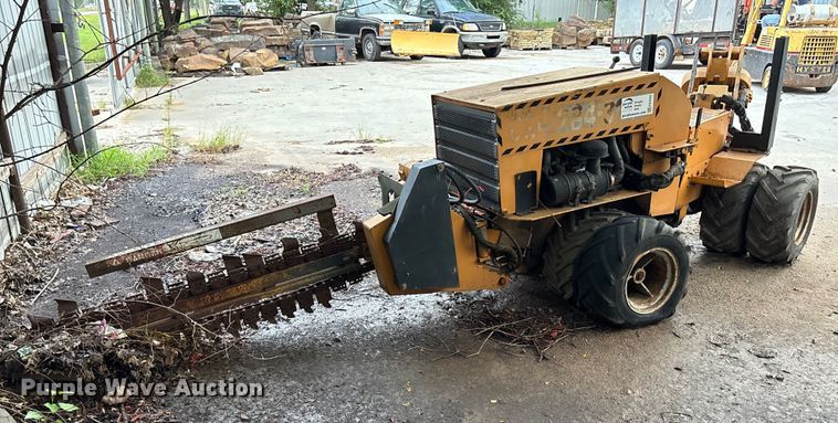 Case Maxi trencher - EE3952