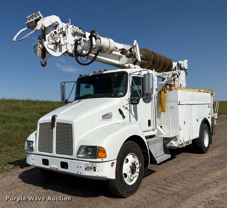2003 Kenworth T300 digger derrick truck - EP0534