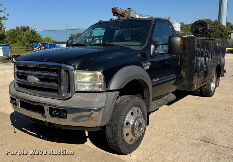 2005 Ford F550 utility / service truck - ER0021