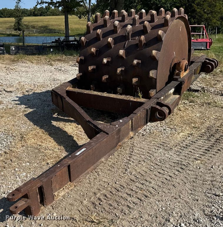 Pull type wedge foot roller - ER0038