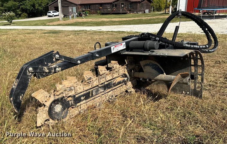 John Deere TR36B skid steer trencher - ER0041