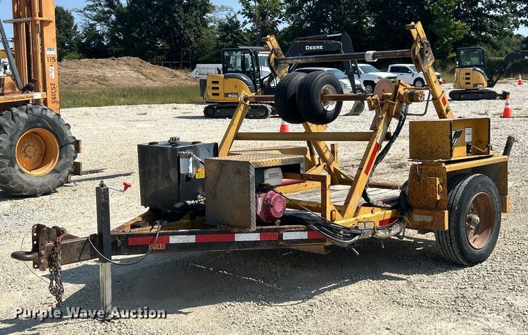 2004 Larson reel trailer - ET3162