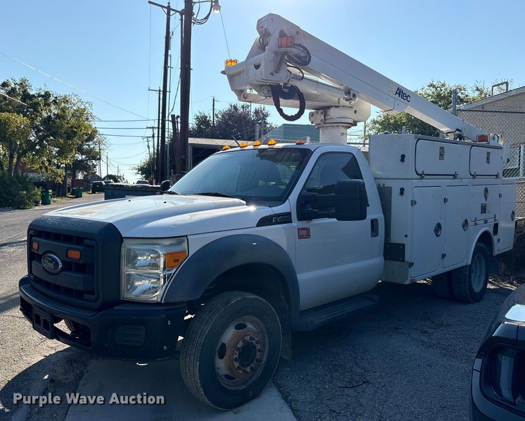 2012 Ford F450 Super Duty bucket truck - ET7070