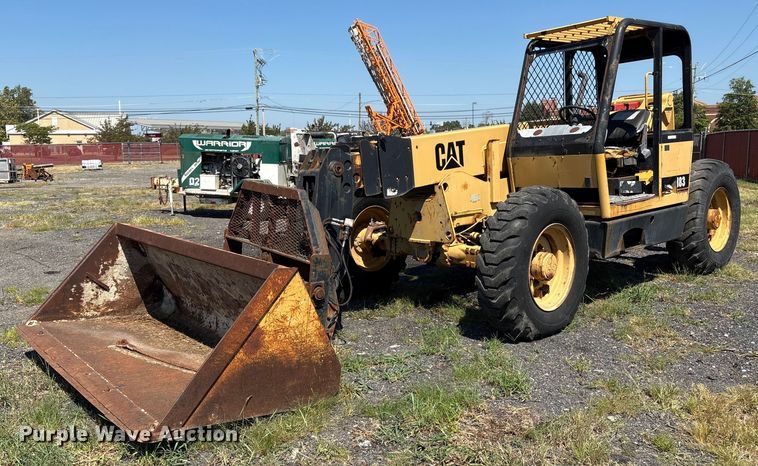1998 Caterpillar TH83 telehandler - ET8538