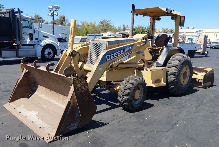 2006 John Deere 210LE landscape tractor - EU2514