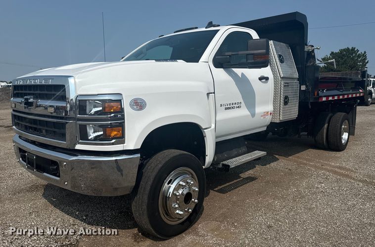 2022 Chevrolet Silverado 5500HD dump truck - NU9595