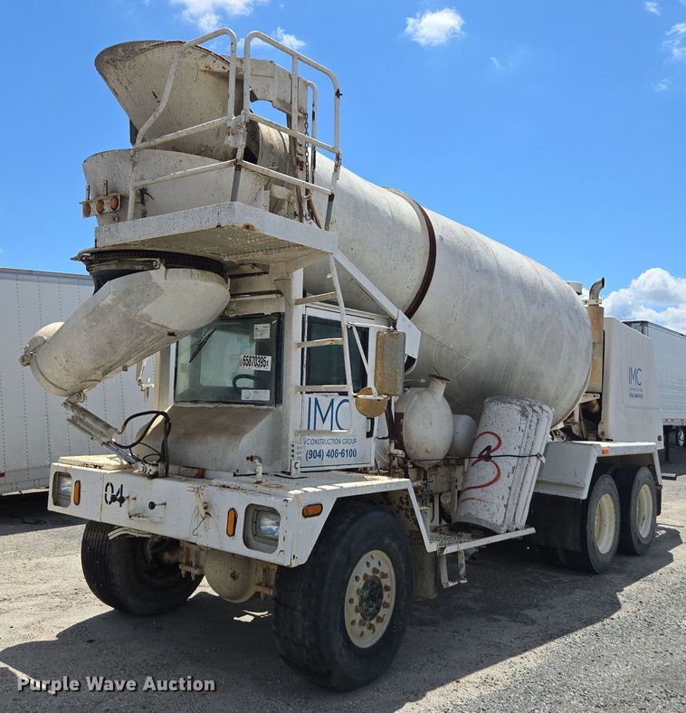 2005 Terex Advance ready mix truck - YA1059