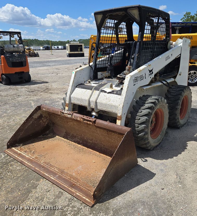 2002 Bobcat 763 skid steer loader - YA1069