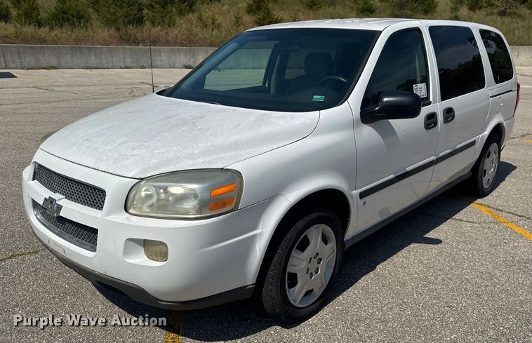 2008 Chevrolet Uplander van - DO2248