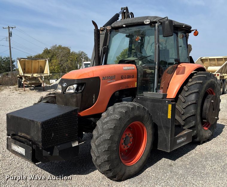Kubota M108S MFWD tractor - DT4972