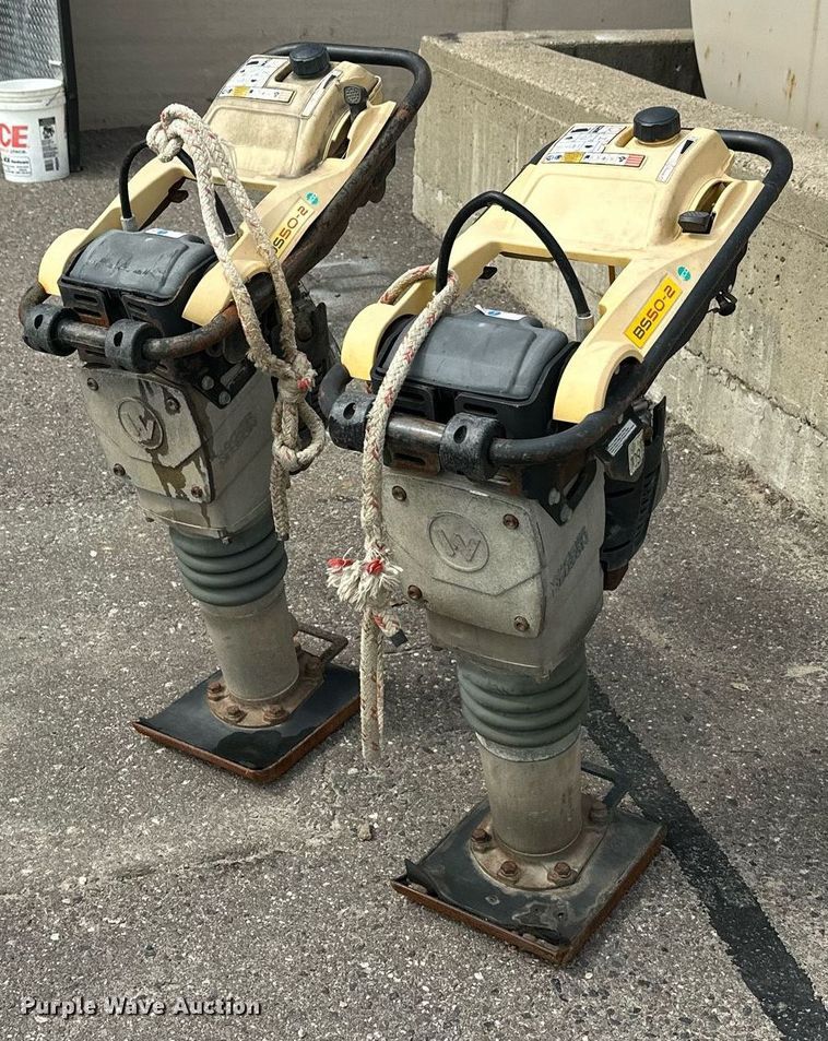 Lot of 2 compactors (2) Wacker BS50-2 plate compactors - DT6365