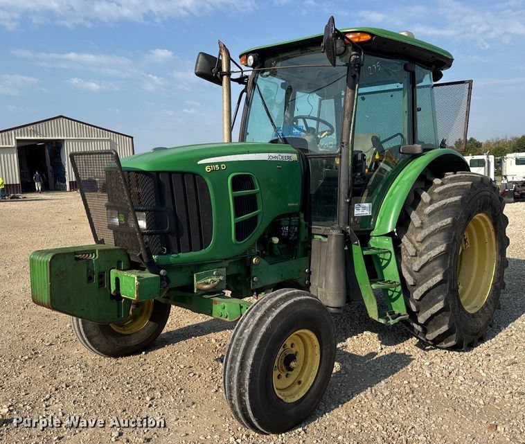 2010 John Deere 6115D tractor - DW6631